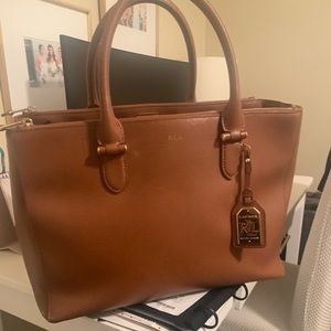 Barely used Ralph Lauren saddle Tote